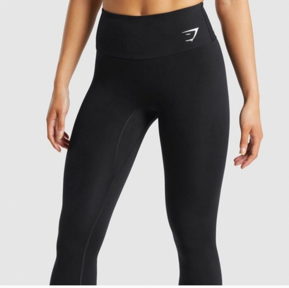 Gymshark Jet Black Performance Crop Leggings